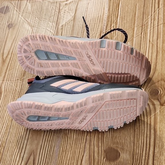 EUC Adidas Grey w/Coral Stripes - Picture 4 of 5